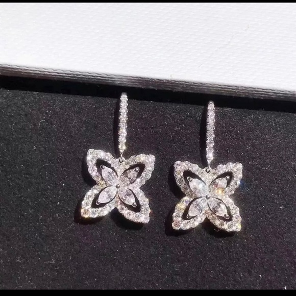 Clover earrings - Picture 1 of 4